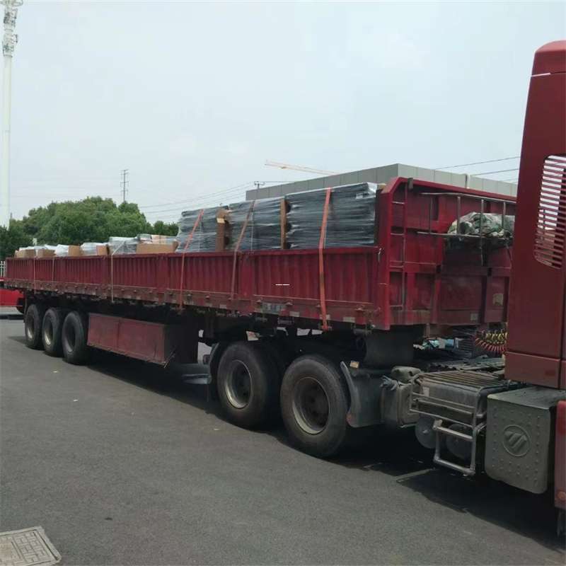 雅星镇乌鲁木齐县物流专线：高效直达的运输之旅